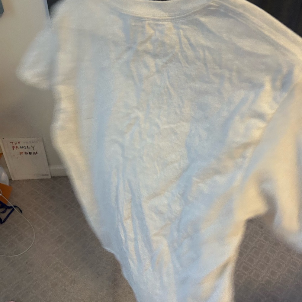 Designer inspired logo short sleeve shirt. - Picture 14 of 15